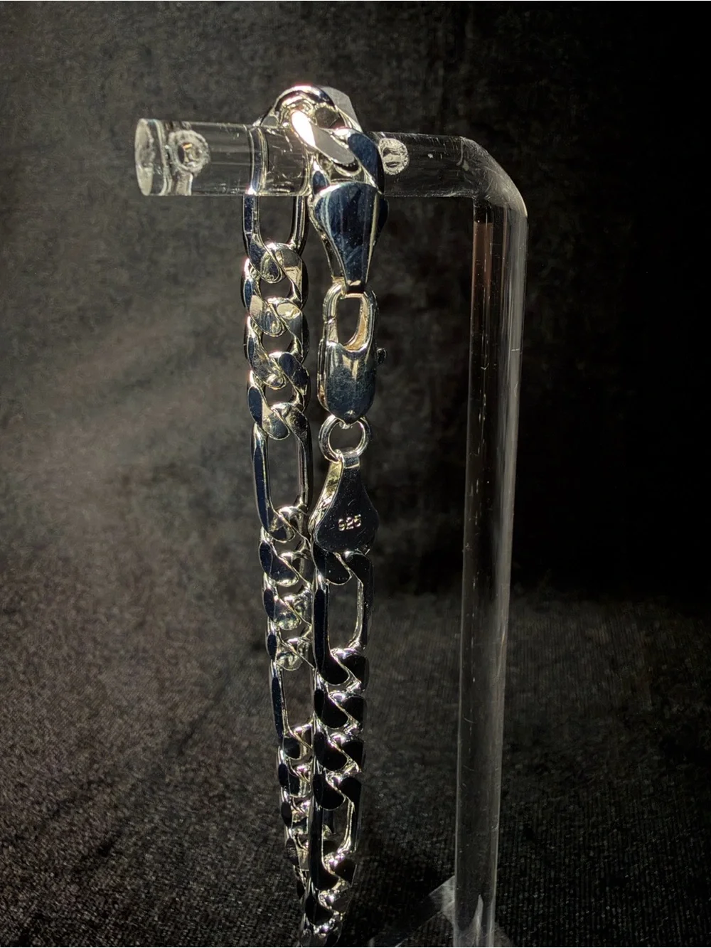 Figaro Link 8in 7MM 925 Premium Finish Bracelet Brand New Stand Out Piece